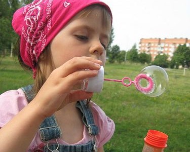 Vaikai panašūs į antis, arba vandens žaidimai