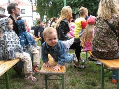 Sekmadienis. Ožkelė melagėlė, Blusų turgaus arkliukas ir… poilsis